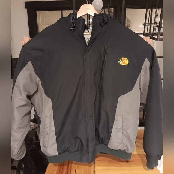 Bass Pro Shop heavy winter coat, 2XL, Blue and Gray, Excellent condition - Picture 1 of 3